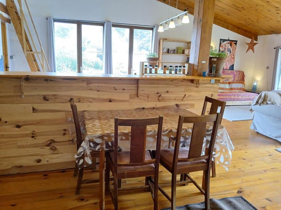 Bright Loft With Mountain And Nature View Sougraigne ภายนอก รูปภาพ
